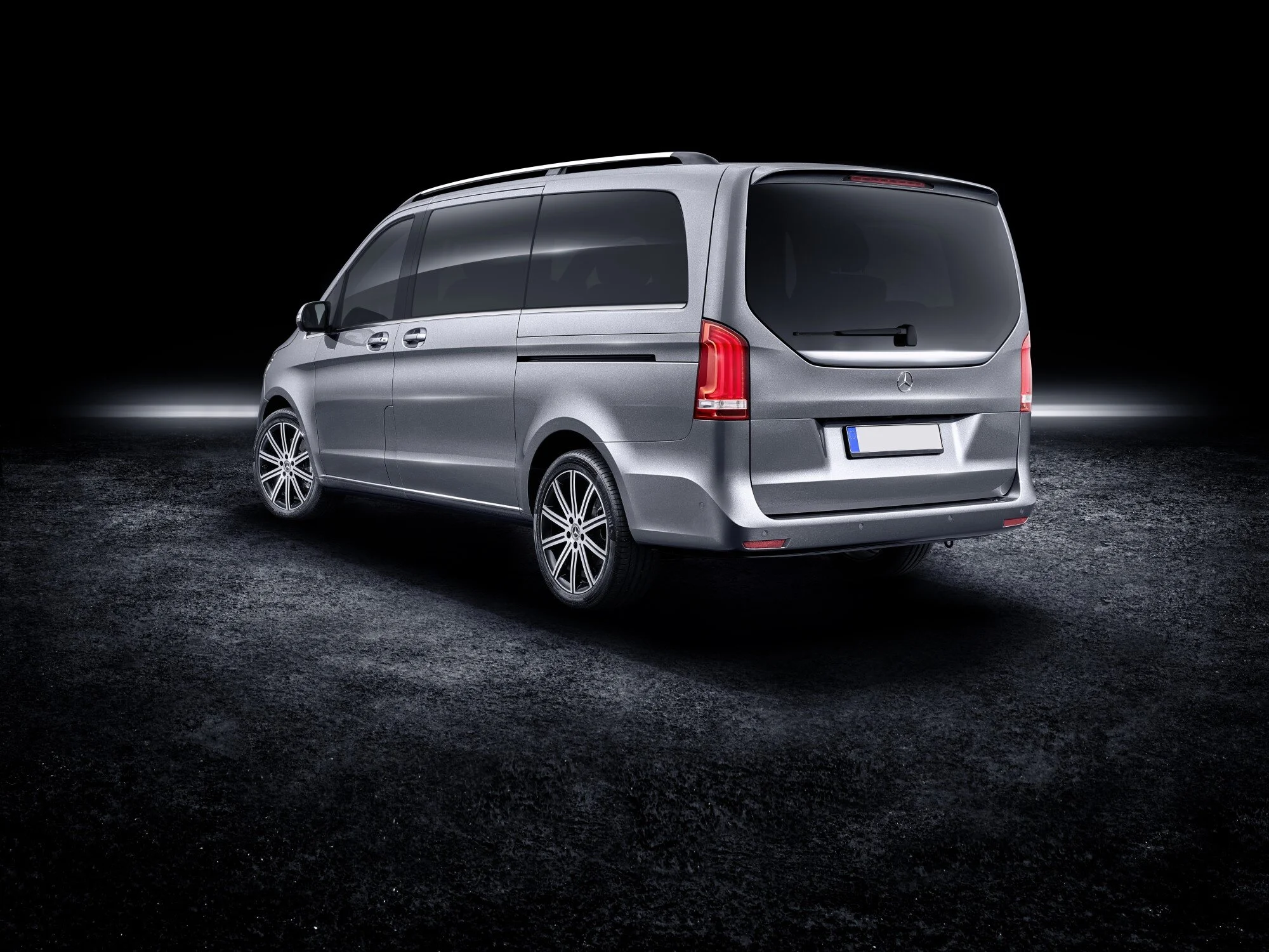 Mercedes V-Class Image 2
