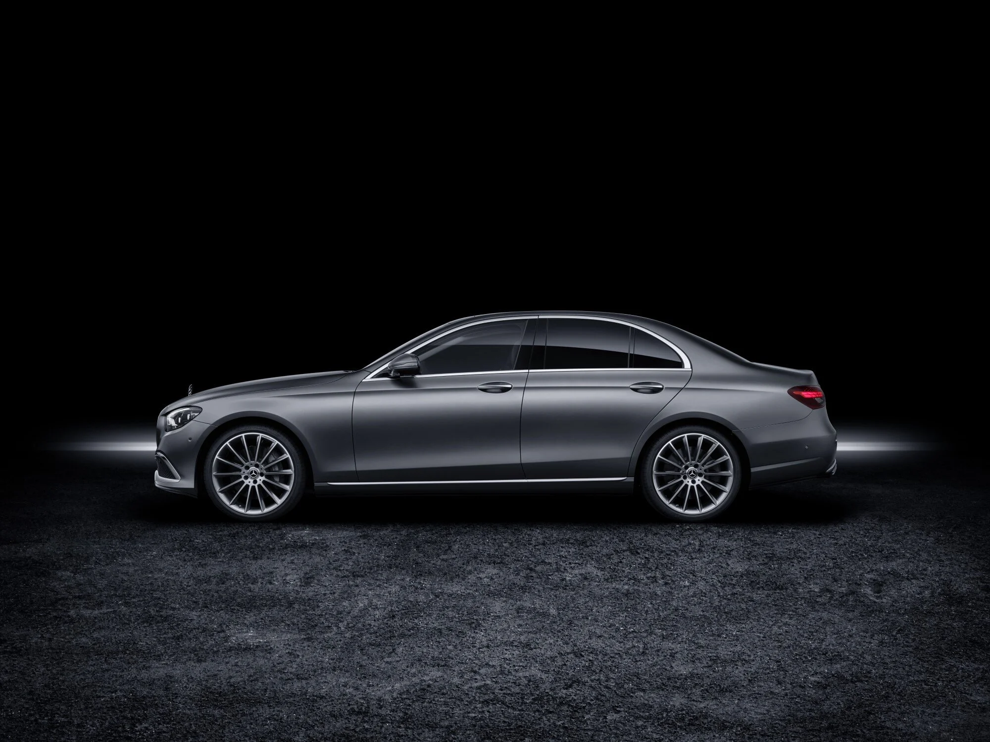 Mercedes E-Class Image 5