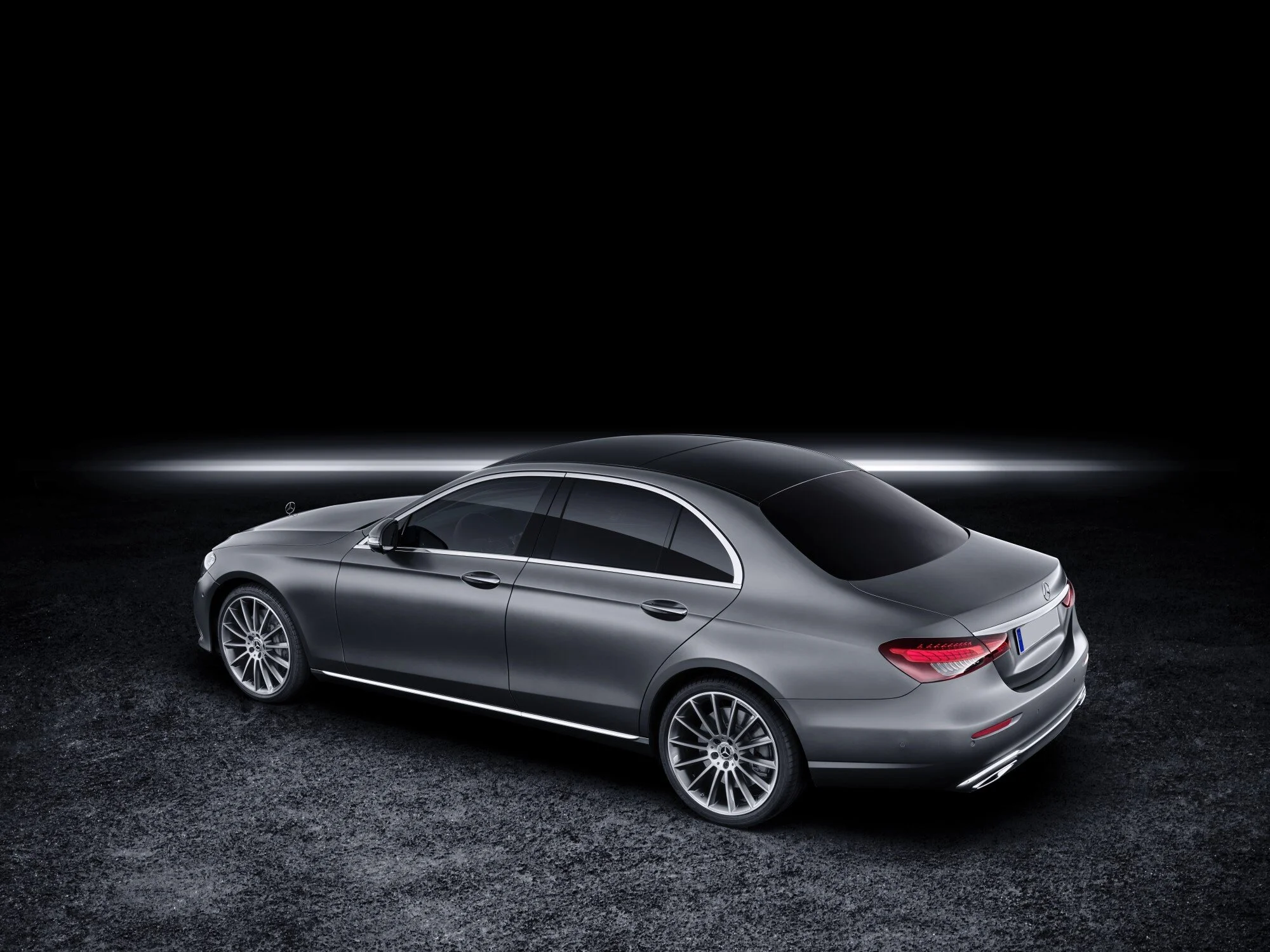 Mercedes E-Class Image 6